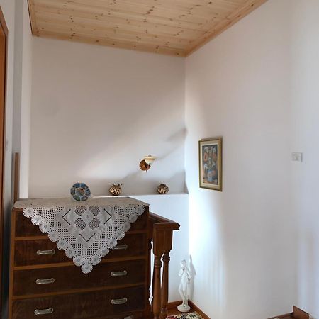 Stonetale Garden Guesthouse Гирокастра Экстерьер фото